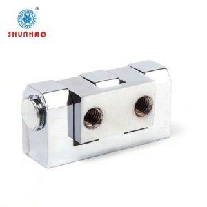 High pressure door hinges
