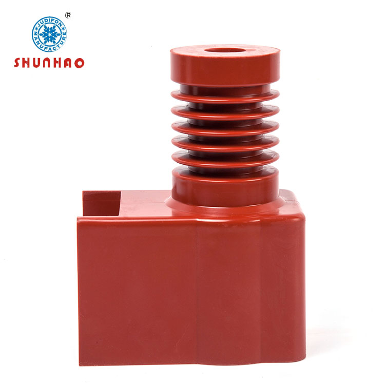 12KV 630A-1250A 连体绝缘子